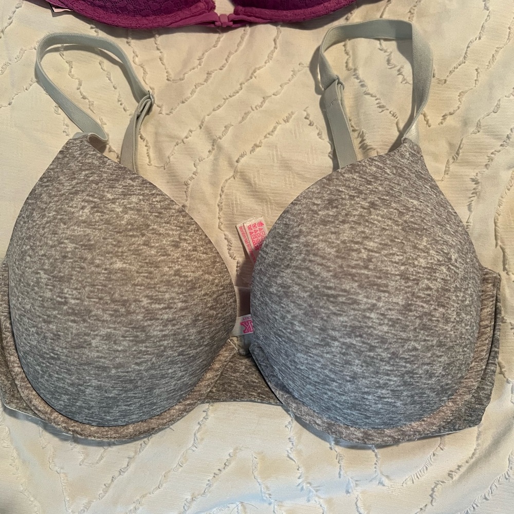 Victoria’s Secret Pink gray tshirt push up bra 32 DD